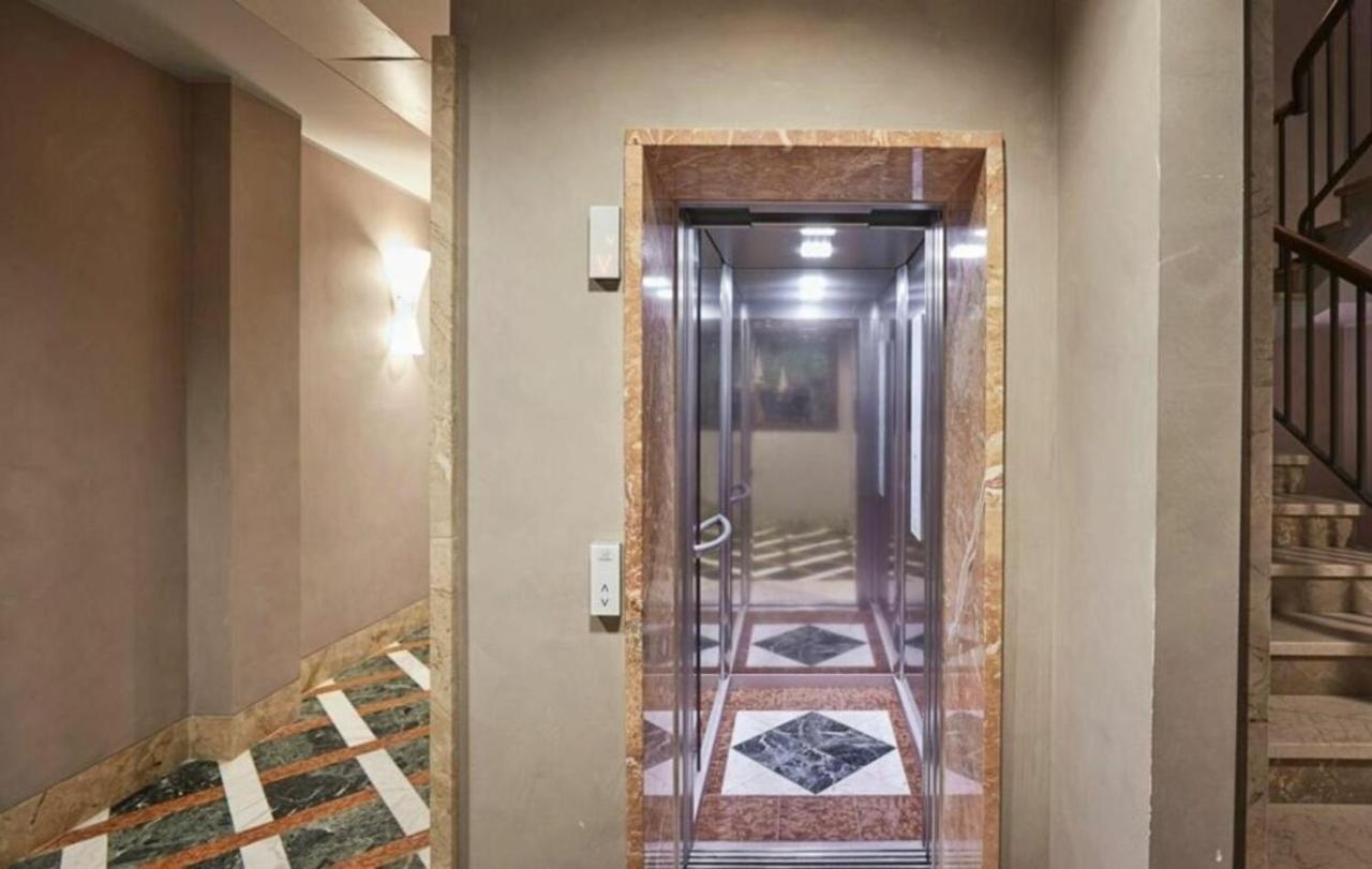 Appartamento Palazzo Beltrade Milano Esterno foto